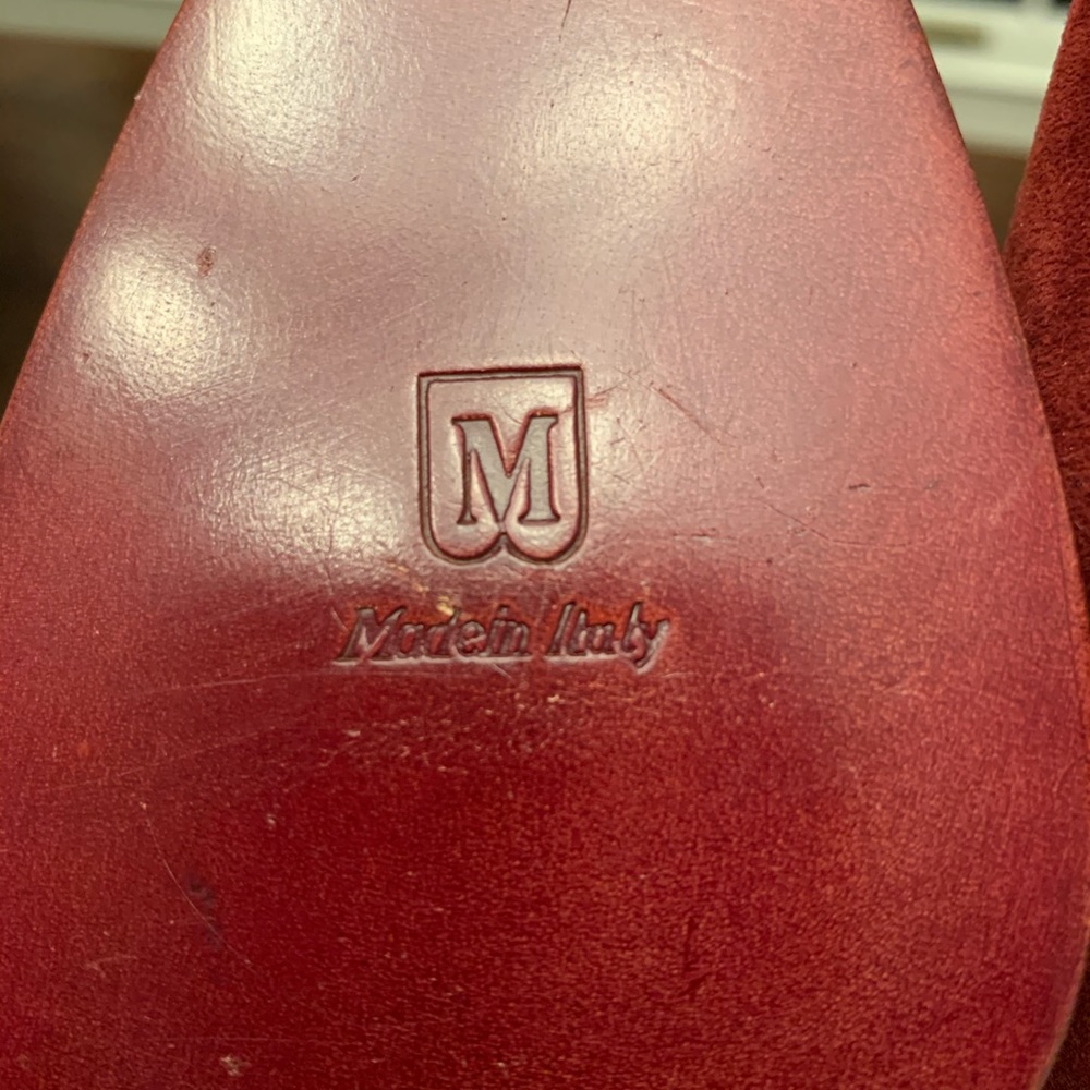 New w/o tags.Great condition.Size 6. Fits narrow.